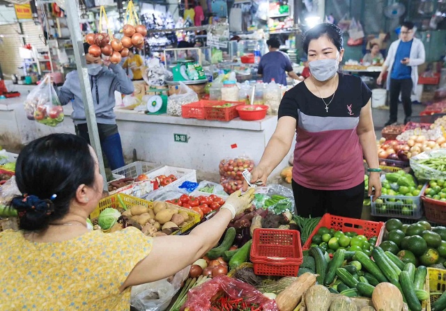 TP HCM: Chợ đầu mối lo sức mua yếu