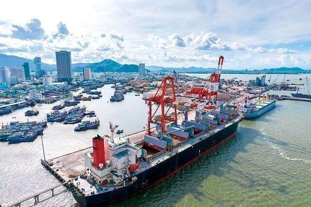 Xóa nợ vay và cơ cấu nợ với ngân hàng, Vinalines lãi ròng đột biến trong quý 4