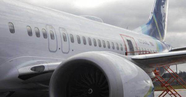 Alaska Airlines, United Airlines hủy các chuyến bay Boeing 737 MAX 9