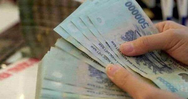 Gửi tiền, vay vốn ở đâu có lợi hơn?