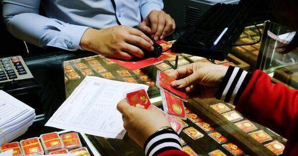 400 tấn vàng nằm trong két người dân, đề nghị bỏ độc quyền vàng miếng SJC