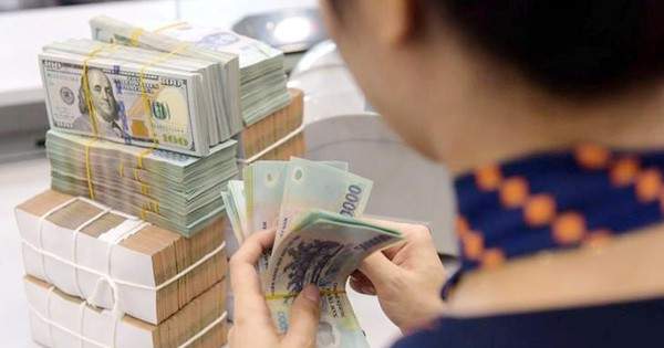 Chính phủ chỉ đạo các ngân hàng tiếp tục giảm chi phí, hạ lãi suất cho vay trong năm 2024