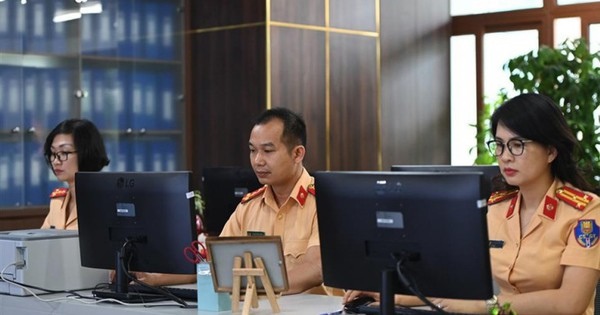 Biển số xe ngũ quý 9 lập kỷ lục với mức giá hơn 75 tỉ đồng