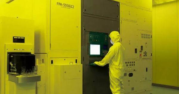 Canon sắp bàn giao máy sản xuất chip 5nm giá rẻ
