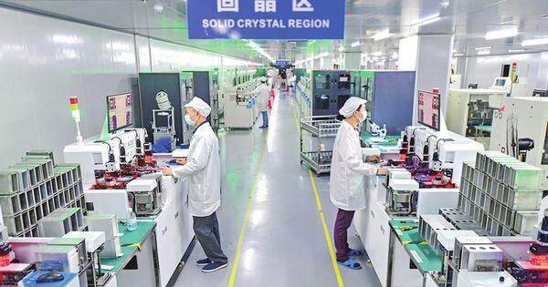 Phương Tây lo ngại trước làn sóng chip giá rẻ Trung Quốc