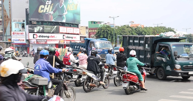 Tháo dỡ vòng xoay giao lộ Phạm Văn Đồng - Lê Quang Định trong tháng 3