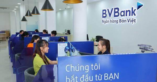 Lãi suất cho vay ‘chạm đáy’, mua nhà bây giờ hay chờ đợi thêm?