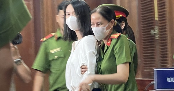Tuyên phạt người mẫu Ngọc Trinh 1 năm tù treo tội Gây rối trật tự công cộng