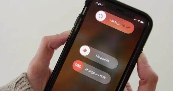 Có nên khởi động lại iPhone thường xuyên?