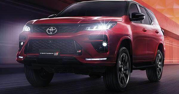 Toyota Fortuner GR Sport 2024 nâng cấp nhẹ, đủ sức cạnh tranh Ford Everest?