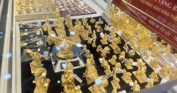 Cẩn trọng việc 'lướt sóng' khi giá vàng SJC chưa 'hạ nhiệt'