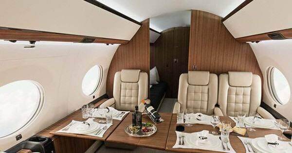 Có gì trong chuyên cơ Gulfstream G650ER đưa tỉ phú Bill Gates đến Việt Nam?