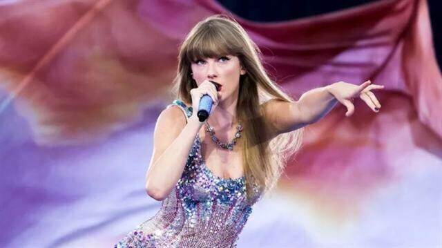 Thấy gì từ show diễn Taylor Swift?