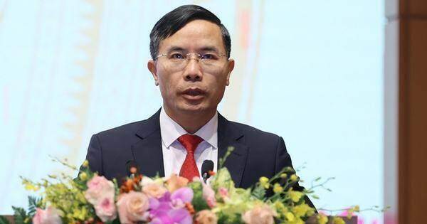 Lãi suất huy động giảm nhưng tiền gửi vẫn tiếp tục vào hệ thống, vốn đang dư thừa tại nhiều ngân hàng