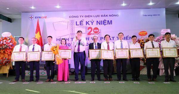 Kỷ niệm 20 năm thành lập