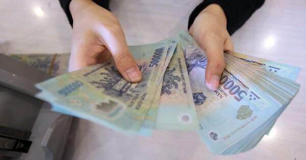 'Ông lớn' giảm lãi suất, các ngân hàng cổ phần tăng nhẹ
