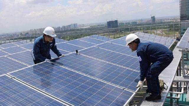 Phát triển điện mặt trời mái nhà tự sản, tự tiêu phải phù hợp với quy hoạch điện quốc gia