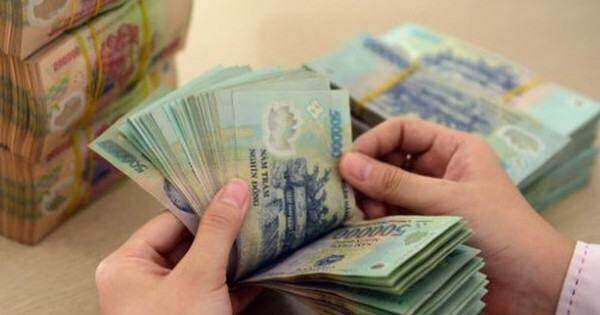 Sóng lãi suất lan rộng, nhiều ngân hàng "nhập cuộc" tăng lãi