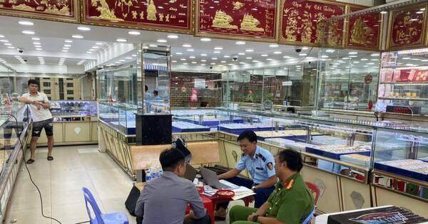 TP HCM phát hiện 6 tiệm vàng kinh doanh hàng hóa không rõ nguồn gốc