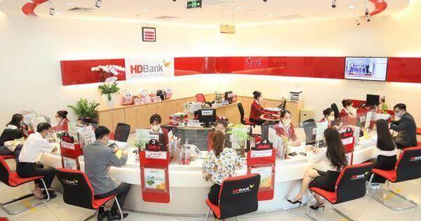 HDBank báo lợi nhuận 4.028 tỷ đồng trong quý I, tăng 46,8% so với cùng kỳ, ROE đạt 26,7%