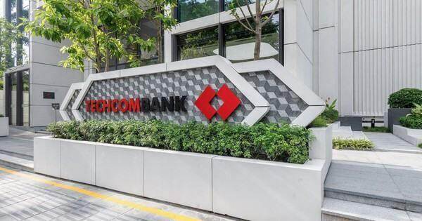Techcombank báo lãi 7.802 tỷ đồng trong quý đầu năm 2024, tỷ lệ CASA tăng tiếp lên 40,5%, giữ vững ngôi vị quán quân