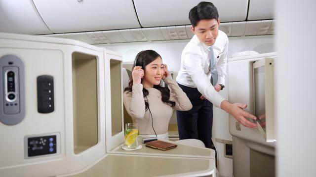 Vietnam Airlines chạm đến xúc cảm của khách hàng