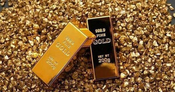 Giá vàng thế giới bất ngờ quay đầu "lao dốc"
