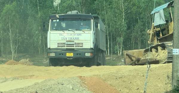 Ngang nhiên lợi dụng thi công dự án để vận chuyển trái phép đất quốc phòng ra bên ngoài