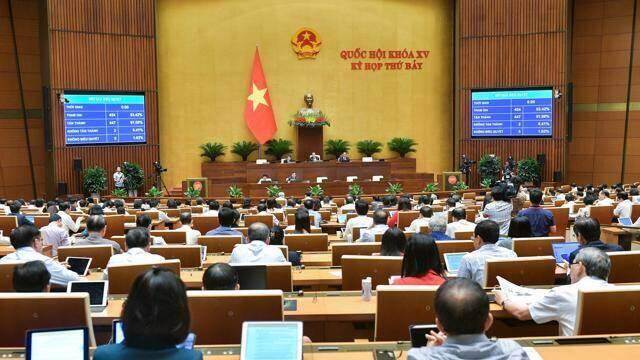 Quốc hội thông qua Luật Đường bộ, chưa bổ sung quy định về phí giao thông nội đô