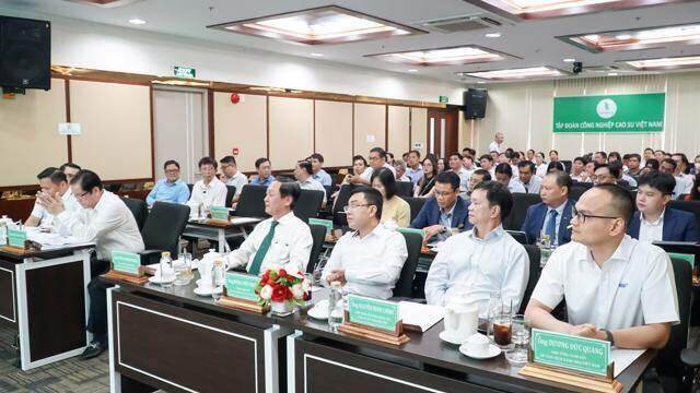 Niêm yết giao dịch cao su Việt Nam, xu hướng tất yếu để ngành phát triển bền vững