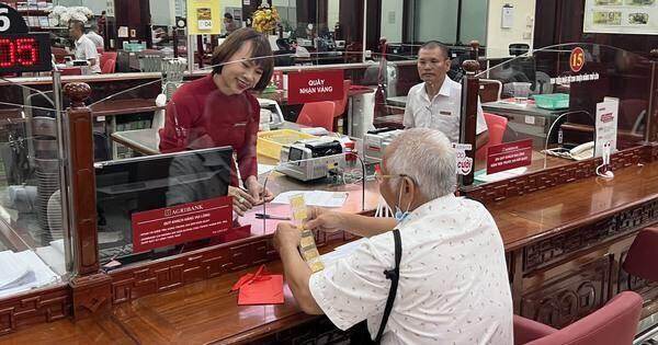 Khách đăng ký mua vàng online qua ngân hàng tăng đột biến