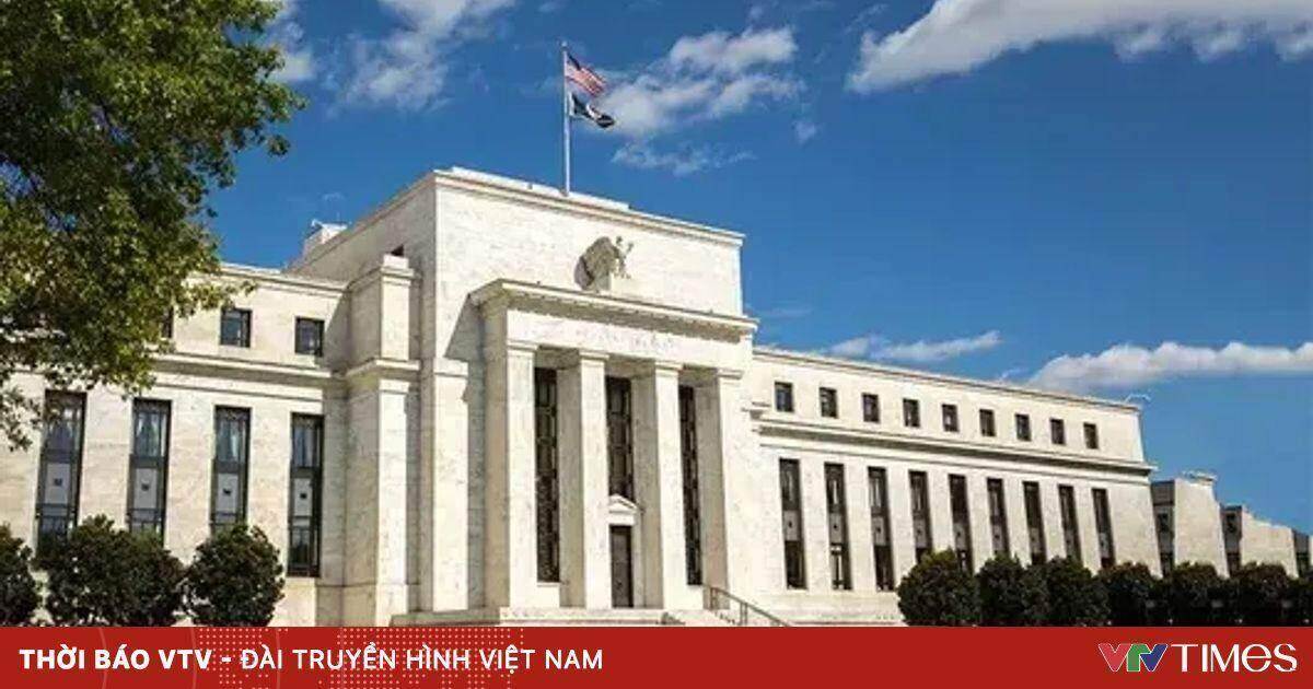 Cuộc đua hạ lãi suất toàn cầu bắt đầu nóng lên