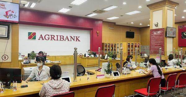 Tiền gửi 12 tháng trở lên có lãi suất cao nhất