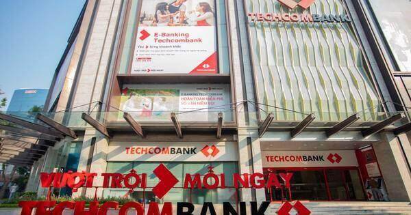Vốn điều lệ Techcombank vượt Vietcombank, VietinBank và BIDV