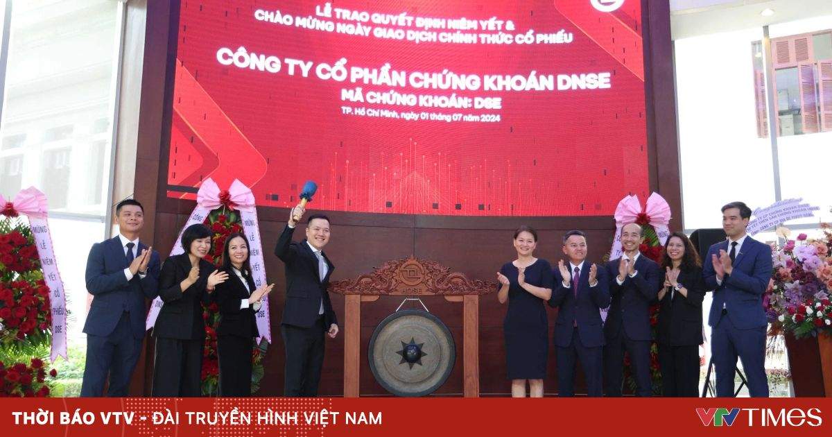 330 triệu cổ phiếu DSE chào sàn HoSE