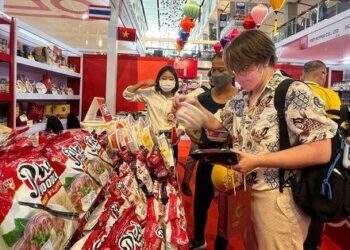 Hợp sức đưa hàng Việt ra thế giới