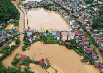 Thủ tướng yêu cầu tập trung khắc phục hậu quả mưa lũ do ảnh hưởng của bão số 2
