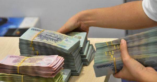 Tá hỏa vì không vay vốn cũng bị "khủng bố" đòi nợ
