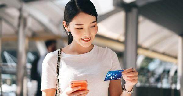 Chọn dòng thẻ tín dụng nào cho tín đồ xê dịch?