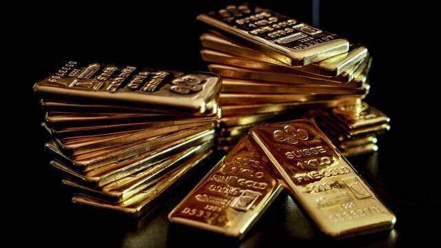 Vàng vững giá nhờ triển vọng Fed giảm mạnh lãi suất vào tháng 9