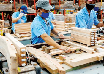 Nhiều thách thức đe dọa mục tiêu xuất khẩu của ngành gỗ