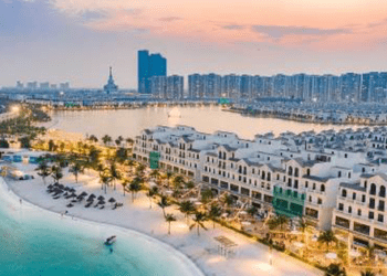 Những thương vụ chuyển nhượng “bom tấn” của Vinhomes