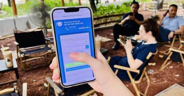 Nộp phí xét tuyển Đại học, Cao đẳng 2024 tiện lợi bằng QR đa năng VNPT Money