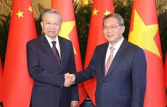 Vietnam a priority in China s policy of neighborhood diplomacy Premier