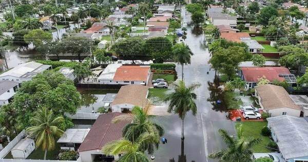 Giá nhà ‘chạm nóc’, dân Mỹ ồ ạt chuyển đến vùng dễ xảy ra thiên tai để kiếm nhà ở giá rẻ