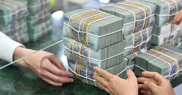 Rút tiền gửi trước hạn được tính lãi như thế nào?