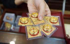 Vàng nhẫn đột ngột tăng sốc