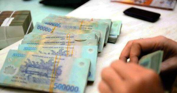 Ngân hàng nào đang trả lãi suất tiết kiệm trên 8%/năm?