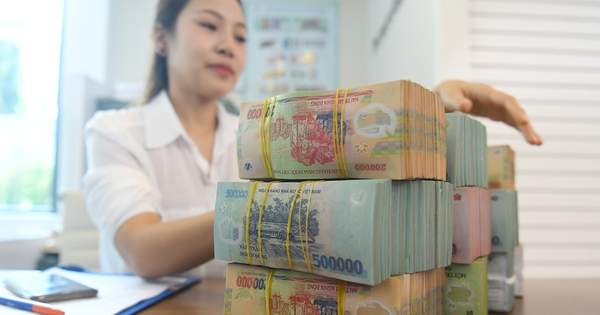 Có 1-2 tỷ đồng nhàn rỗi, nên mua cổ phiếu, mua vàng hay gửi tiết kiệm trong thời gian tới?