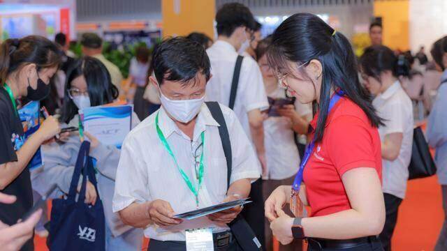 Techcombank kết nối giá trị toàn diện cho doanh nghiệp Logistic